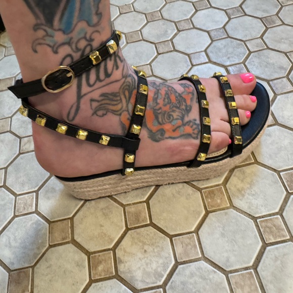 Rockstar gold stud gladiator platform  black espadrille punk goddess size 6 - Picture 2 of 15